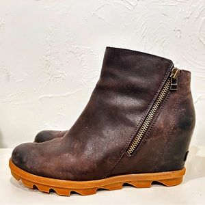 Sorel Chelsea Boots